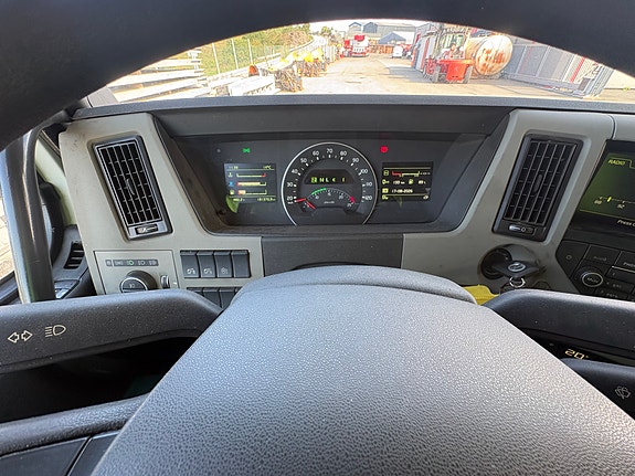 Volvo FM 500 10 of 12