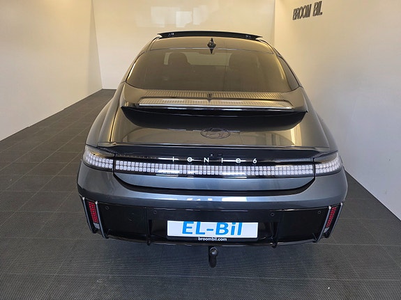 Hyundai Ioniq 6 7 of 30