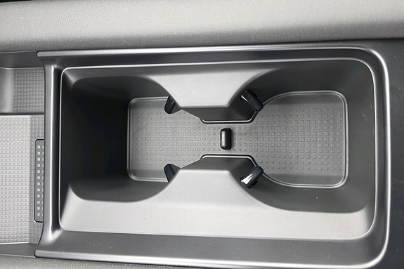 Hyundai Ioniq 6 28 of 30