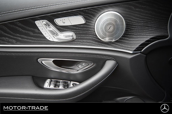 Mercedes-Benz E300 de 22 of 30