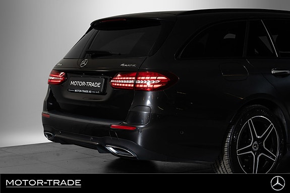 Mercedes-Benz E300 de 10 of 30