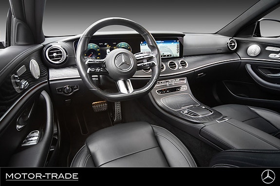 Mercedes-Benz E300 de 24 of 30