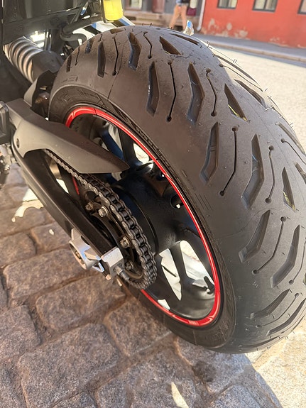 Yamaha MT-07 5 of 6