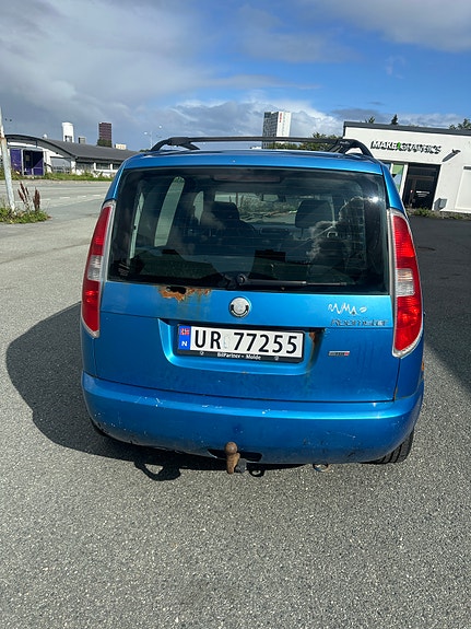 Skoda Roomster 4 of 6