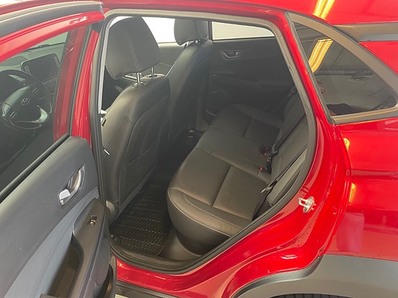 Hyundai Kona 9 of 30