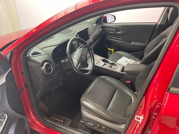 Hyundai Kona 11 of 30