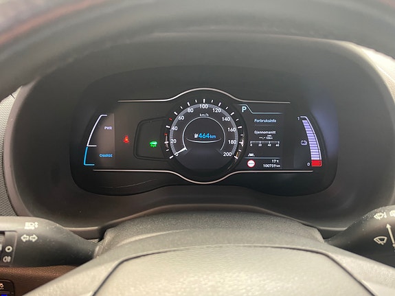 Hyundai Kona 24 of 30