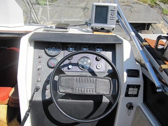 Draco Sun Cab VOLVO PENTA - Bilder av interiør 25 of 27