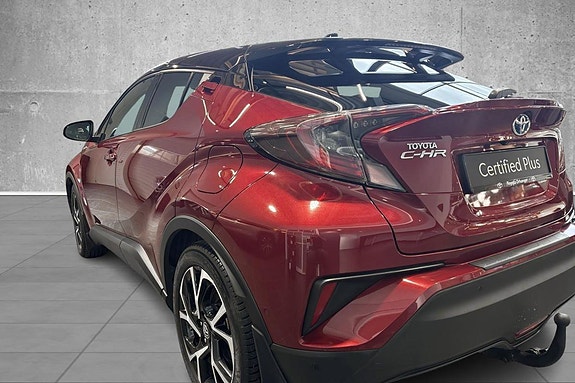 Toyota C-HR 3 of 20