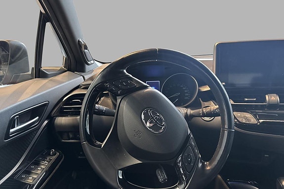 Toyota C-HR 11 of 20