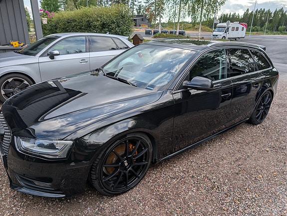 Audi A4 3 of 20