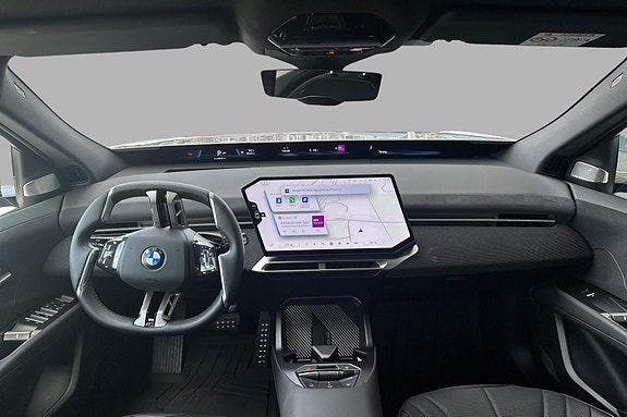 BMW iX3 10 of 30
