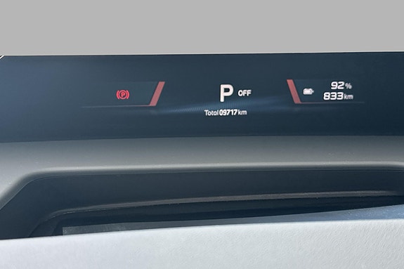 BMW iX3 13 of 30