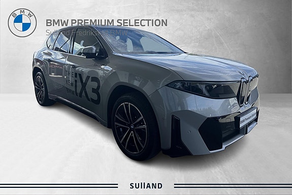 BMW iX3 7 of 30