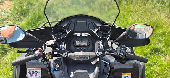 Can-Am Can-Am (ATV) 8 of 14