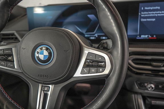 BMW i4 20 of 26
