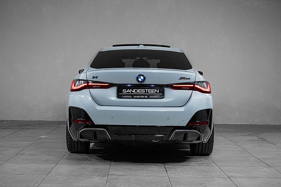 BMW i4 6 of 26