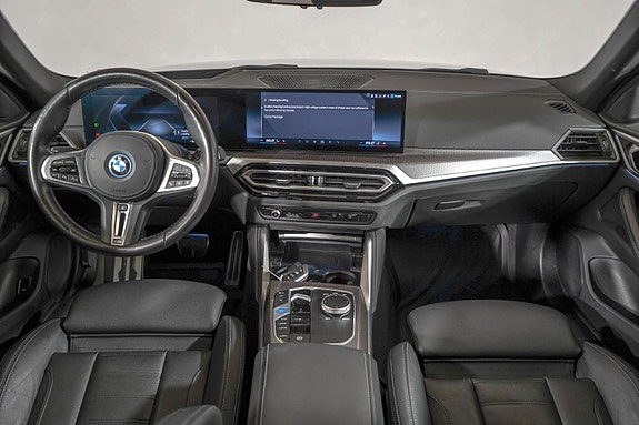 BMW i4 15 of 26