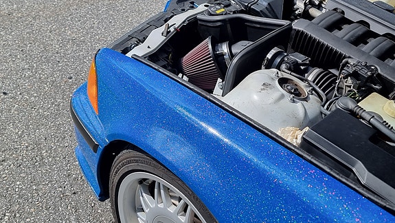 BMW 320i 18 of 30
