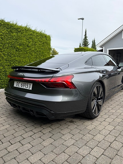 Audi e-tron GT 6 of 30
