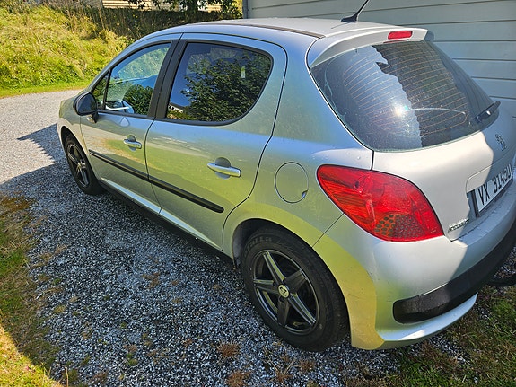 Peugeot 207 7 of 30