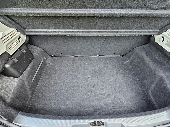 Peugeot 207 30 of 30