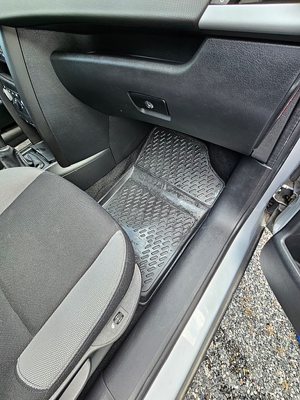 Peugeot 207 23 of 30
