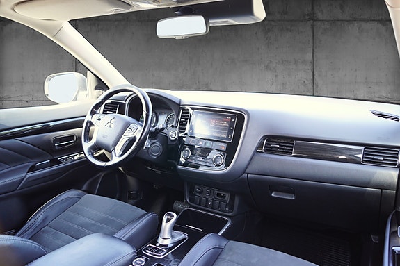 Mitsubishi Outlander 14 of 30