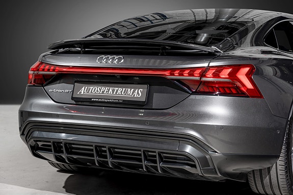 Audi e-tron GT 6 of 30