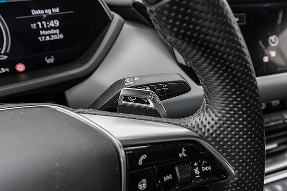 Audi e-tron GT 19 of 30