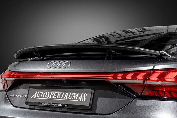 Audi e-tron GT 7 of 30