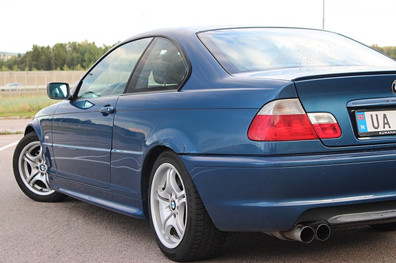 BMW 330Ci 8 of 17