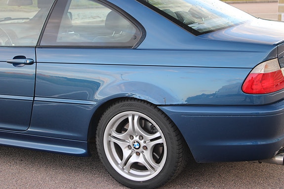BMW 330Ci 9 of 17