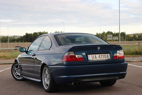BMW 330Ci 7 of 17