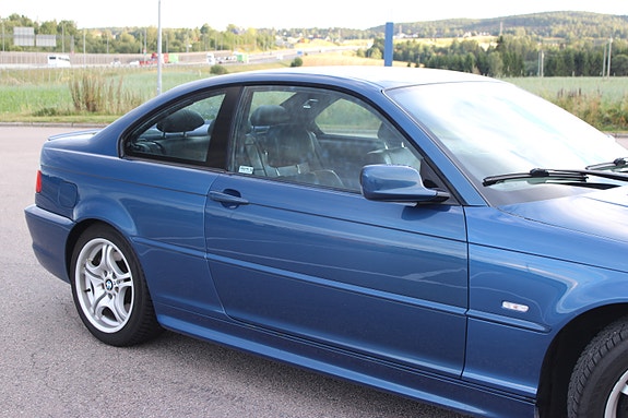 BMW 330Ci 4 of 17