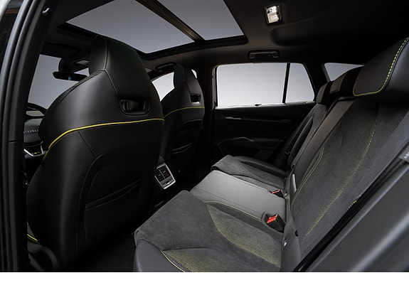 Skoda Enyaq RS 23 of 25