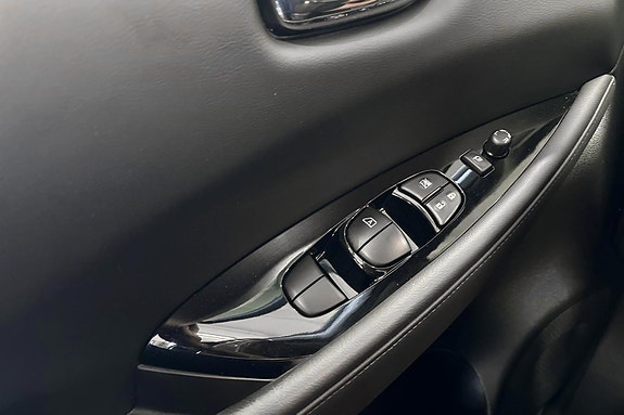 Nissan Leaf 17 of 29