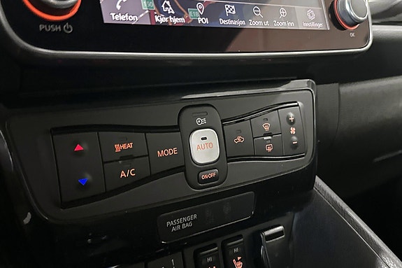 Nissan Leaf 15 of 29