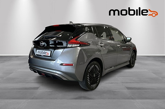 Nissan Leaf 3 of 29