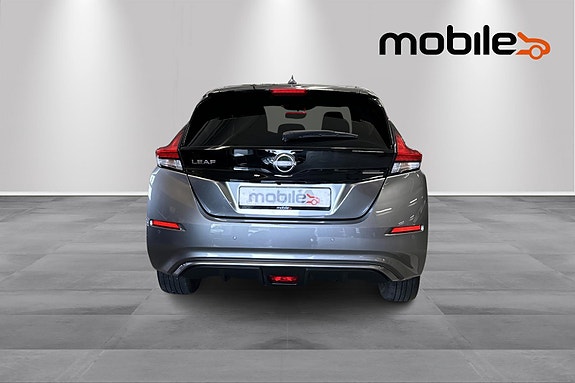 Nissan Leaf 4 of 29