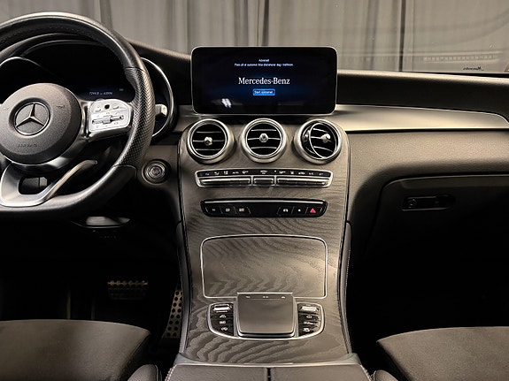 Mercedes-Benz GLC220 d 24 of 30