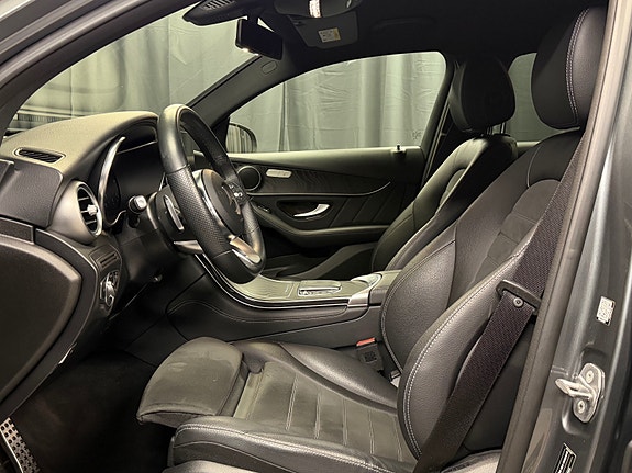 Mercedes-Benz GLC220 d 19 of 30