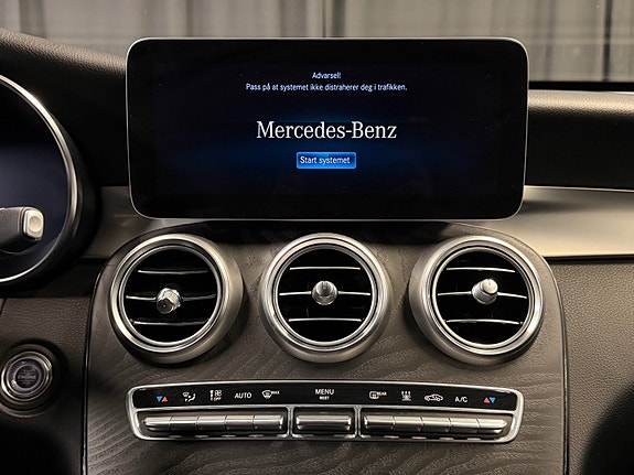 Mercedes-Benz GLC220 d 28 of 30