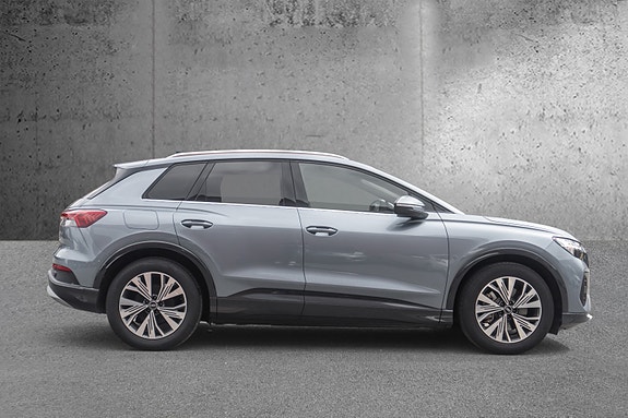 Audi Q4 e-tron 4 of 30