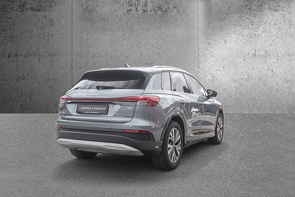 Audi Q4 e-tron 5 of 30