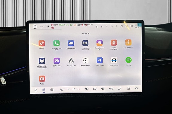 Utstyrt med Apple Carplay og Android Auto med mer