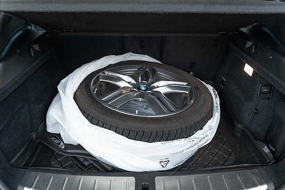 BMW X2 27 of 28