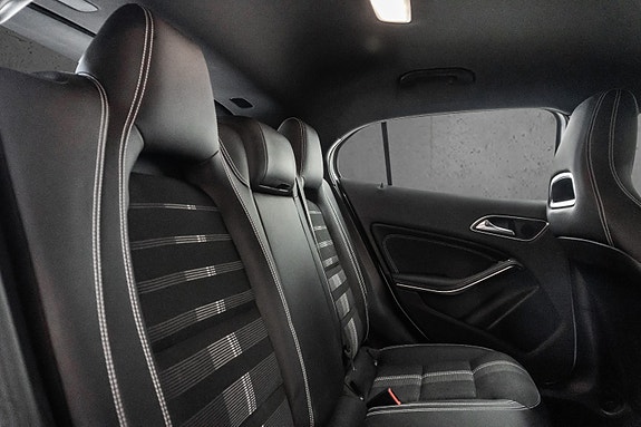Mercedes-Benz GLA220 d 20 of 30