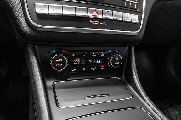 Mercedes-Benz GLA220 d 27 of 30