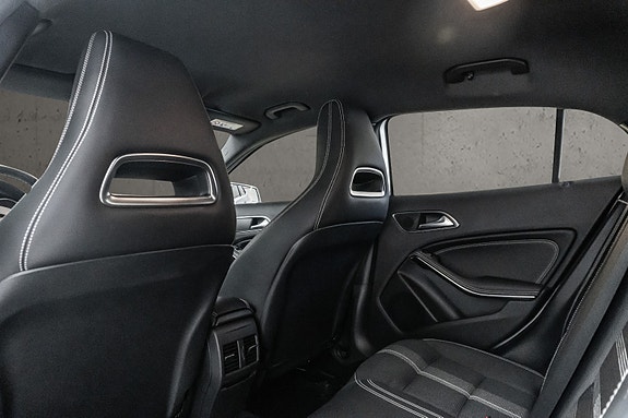 Mercedes-Benz GLA220 d 19 of 30